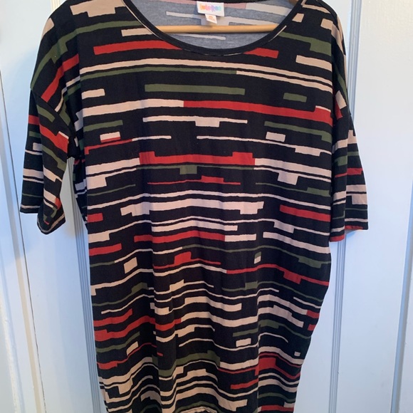 Lularoe simply comfortable tee - Picture 1 of 2